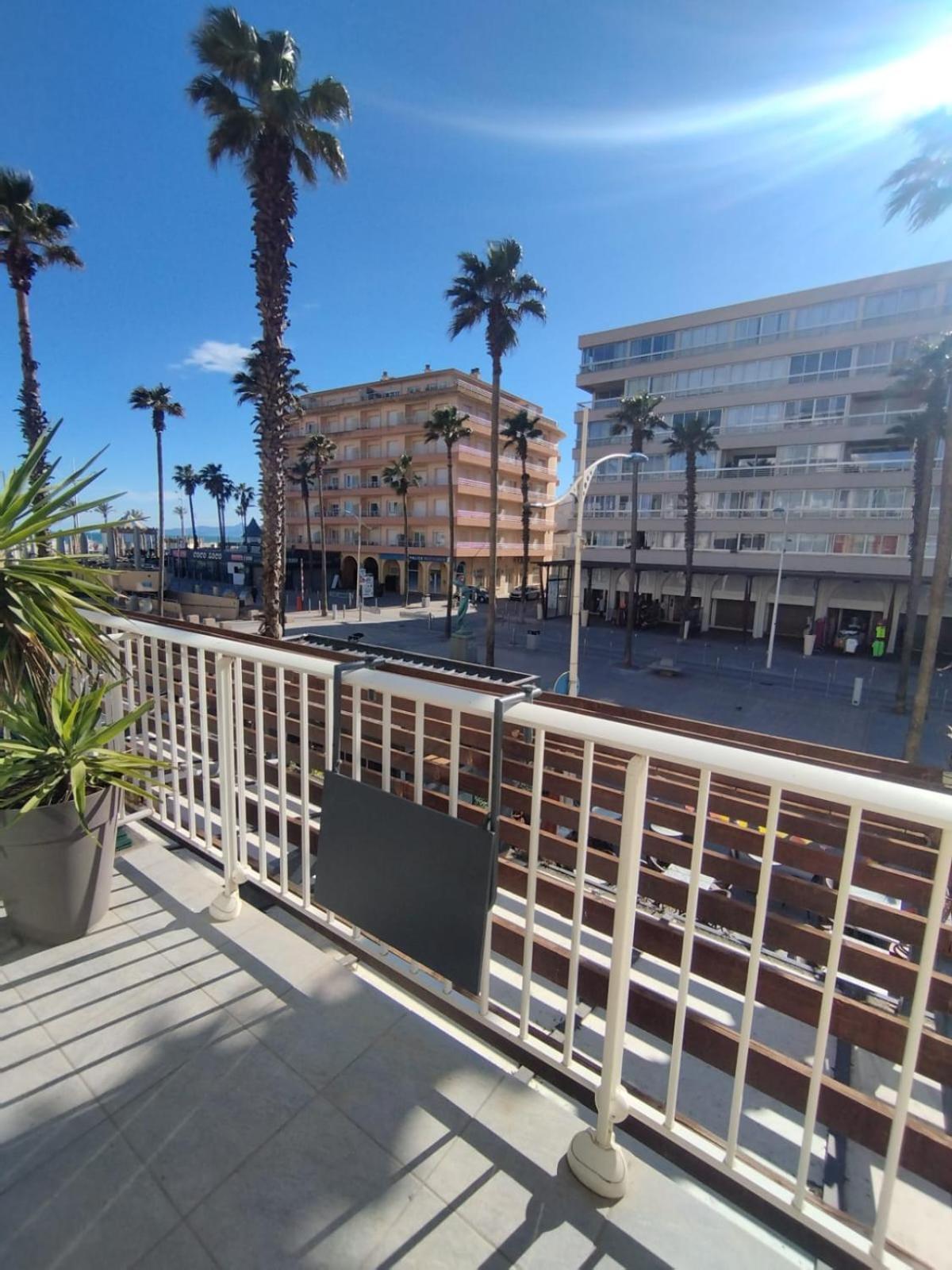 Studio Central Canet-en-Roussillon Exteriör bild